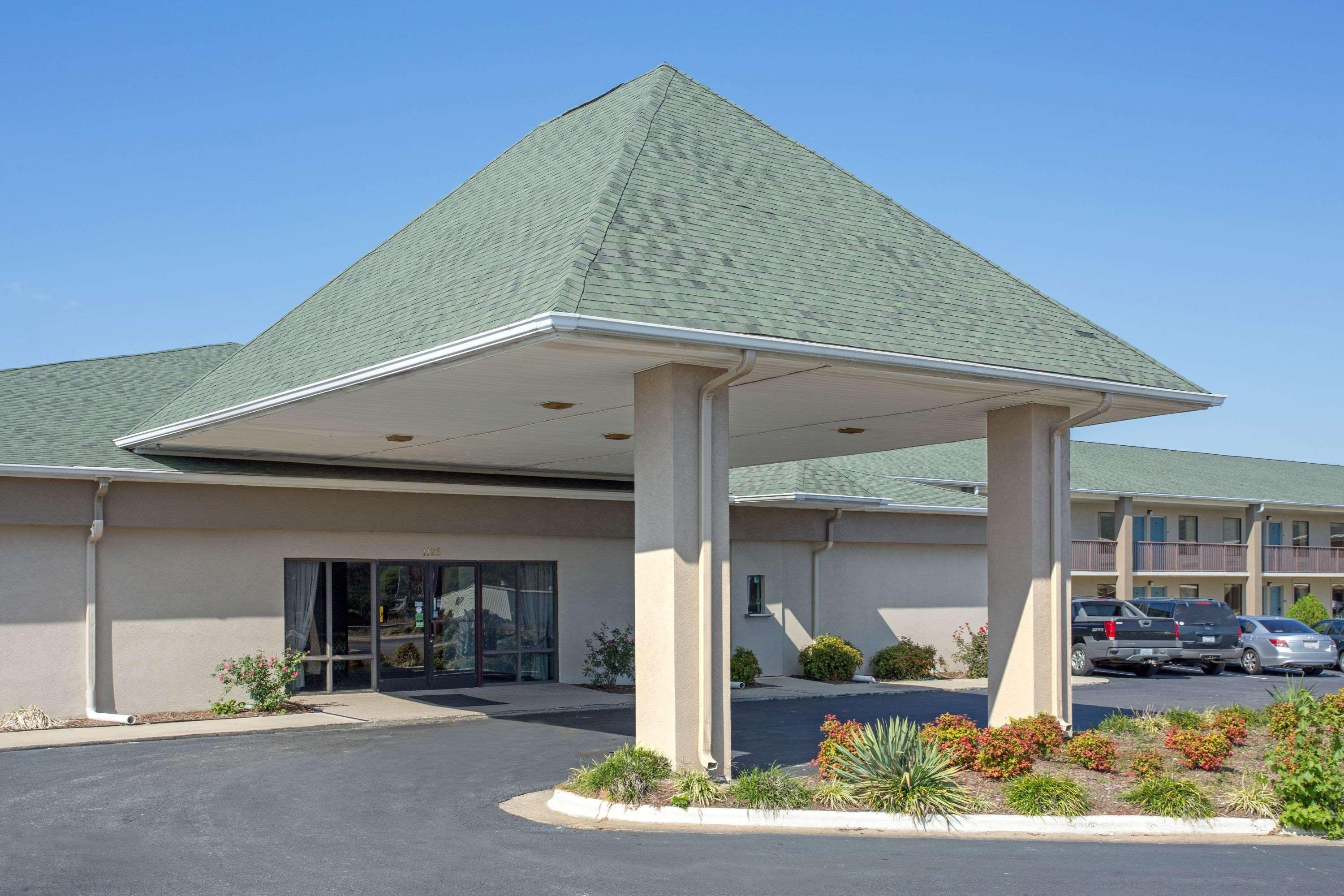 Super 8 By Wyndham Dunn Motel Dış mekan fotoğraf